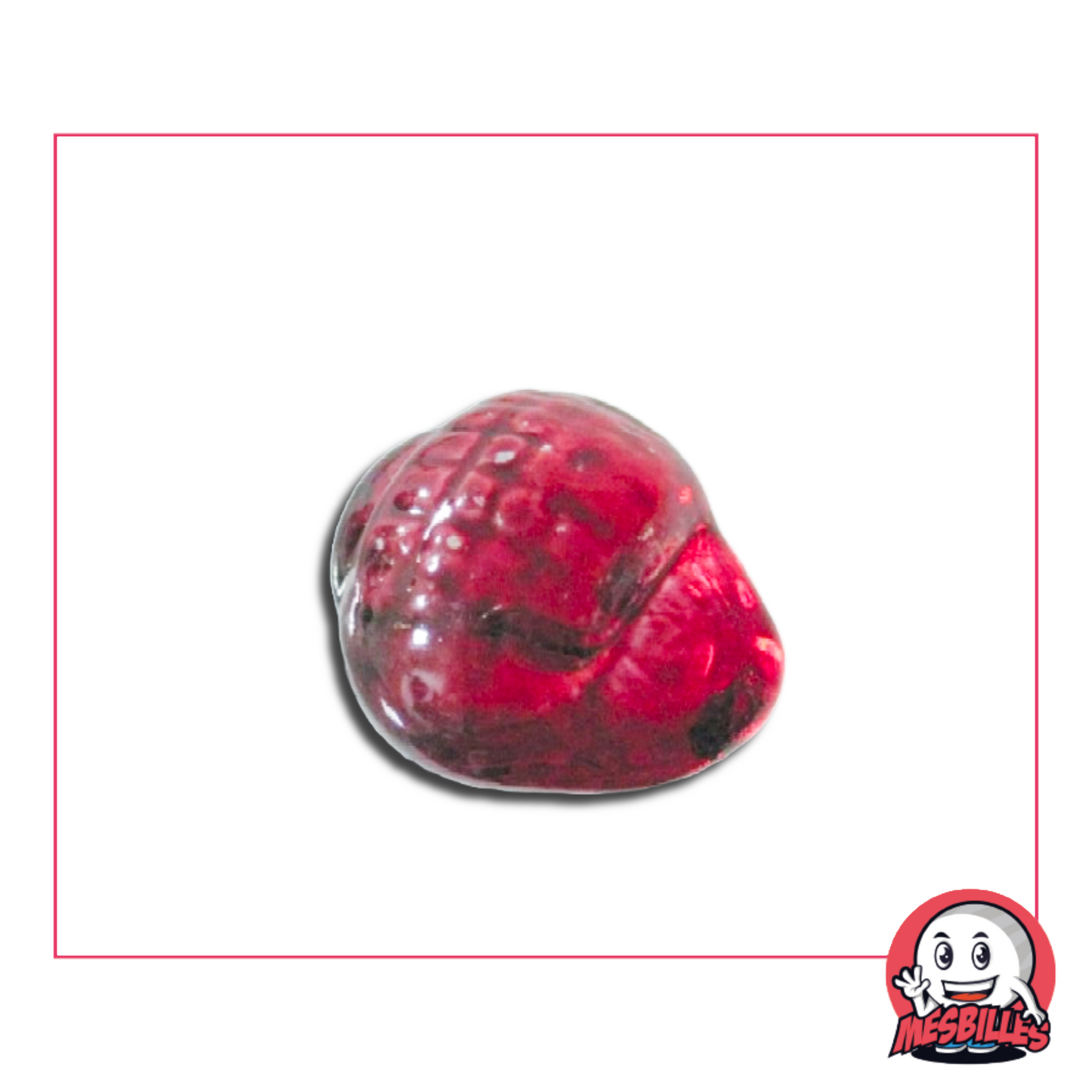 Foto de una canica Neptunea con forma de concha roja, soplada en cristal, vendida por unidad en la tienda MesBilles.