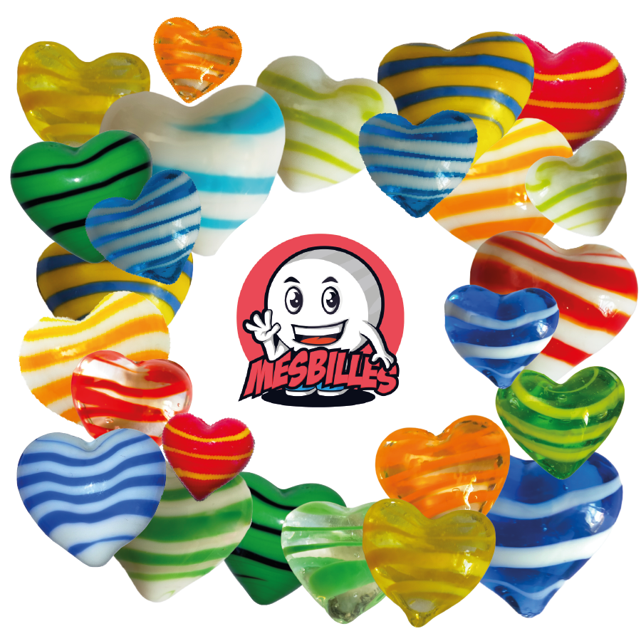 Mascota MisCanicas más Canica con forma de corazón en vidrio opaco blanco y rayas rojas, canica plana de 25 mm, MisCanicas
