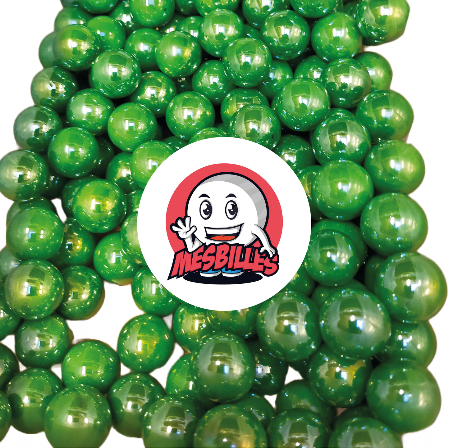 Imagen de la mascota MisCanicas rodeada de canicas Brillantes Verde Perlado 14 mm - Canica de vidrio redonda con brillo perlado.